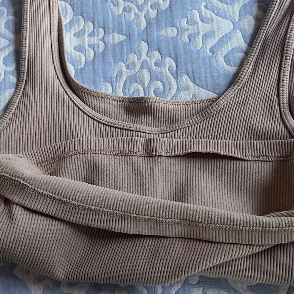 Abercrombie & Fitch Size Small Tan Ribbed Tank - Picture 7 of 8
